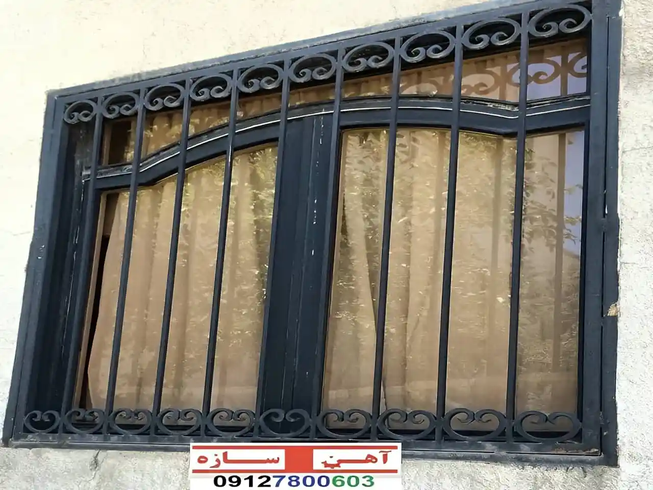 نرده حفاظ آهنی فرفورژه ساده - تصویر 3