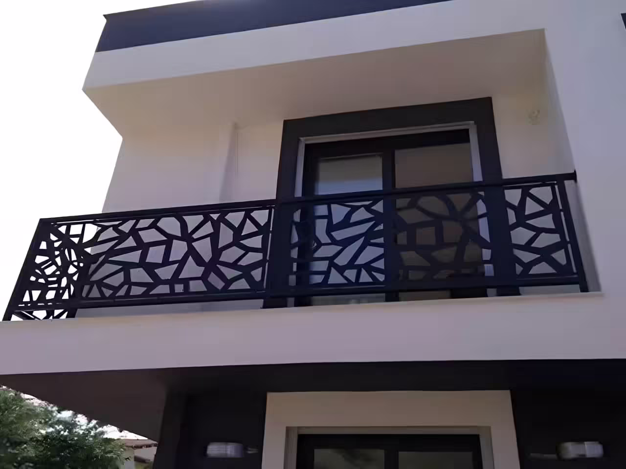 نرده سی ان سی برای بالکن