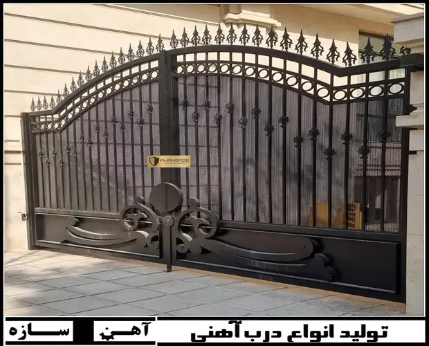 درب فرفورژه با خدمات نصب و پشتیبانی حرفه ای در شهر اصفهان