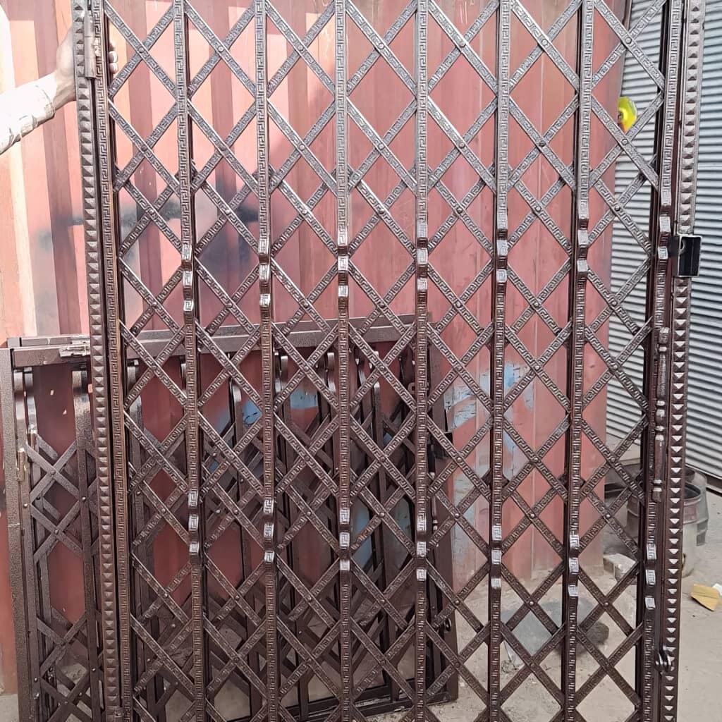 نگهداری و مراقبت از حفاظ درب ضد سرقت آهنی