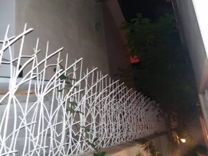 نرده حفاظ دیوار
