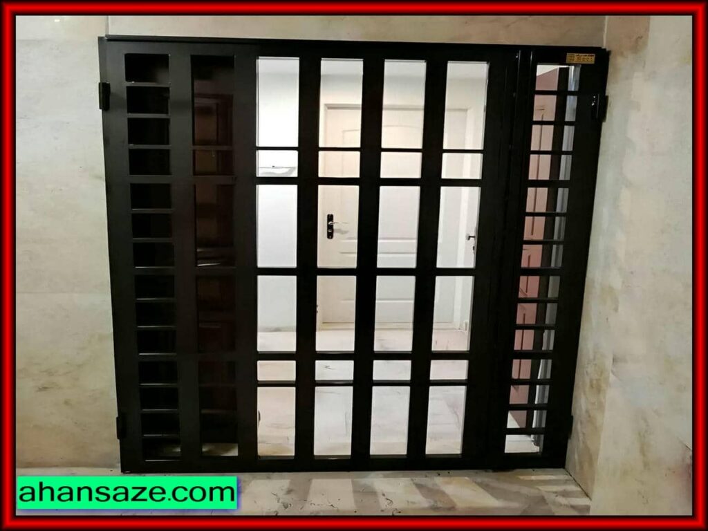 حفاظ درب ورودی خانه