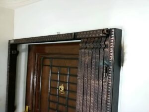 حفاظ کرکره ای درب منزل