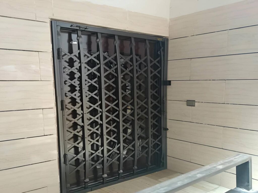 حفاظ آهنی در ولنجک