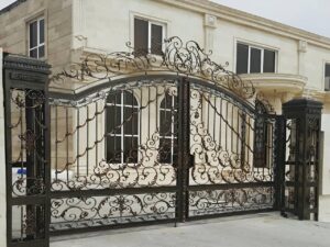 درب ویلایی ساختمان