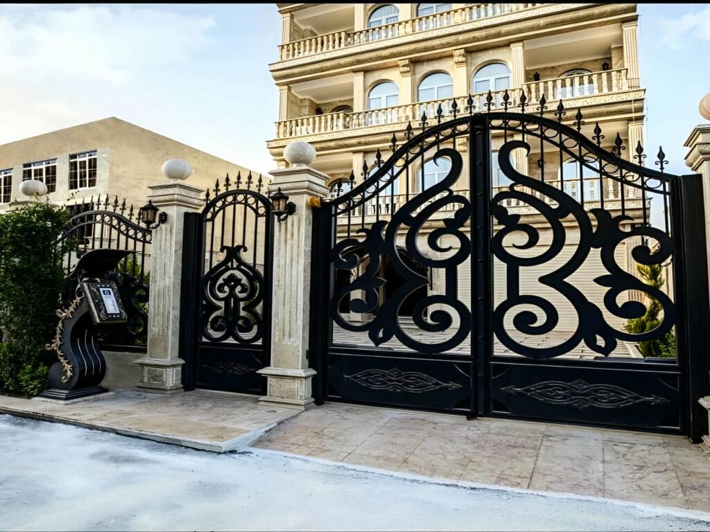 مراحل ساخت درب فلزی