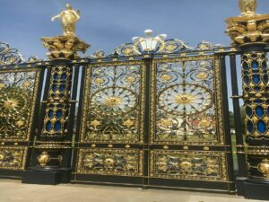 راهنمای کامل خرید درب فرفورژه