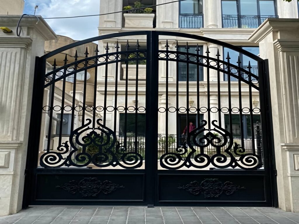 تولید و عرضه درب و پنجره آهنی