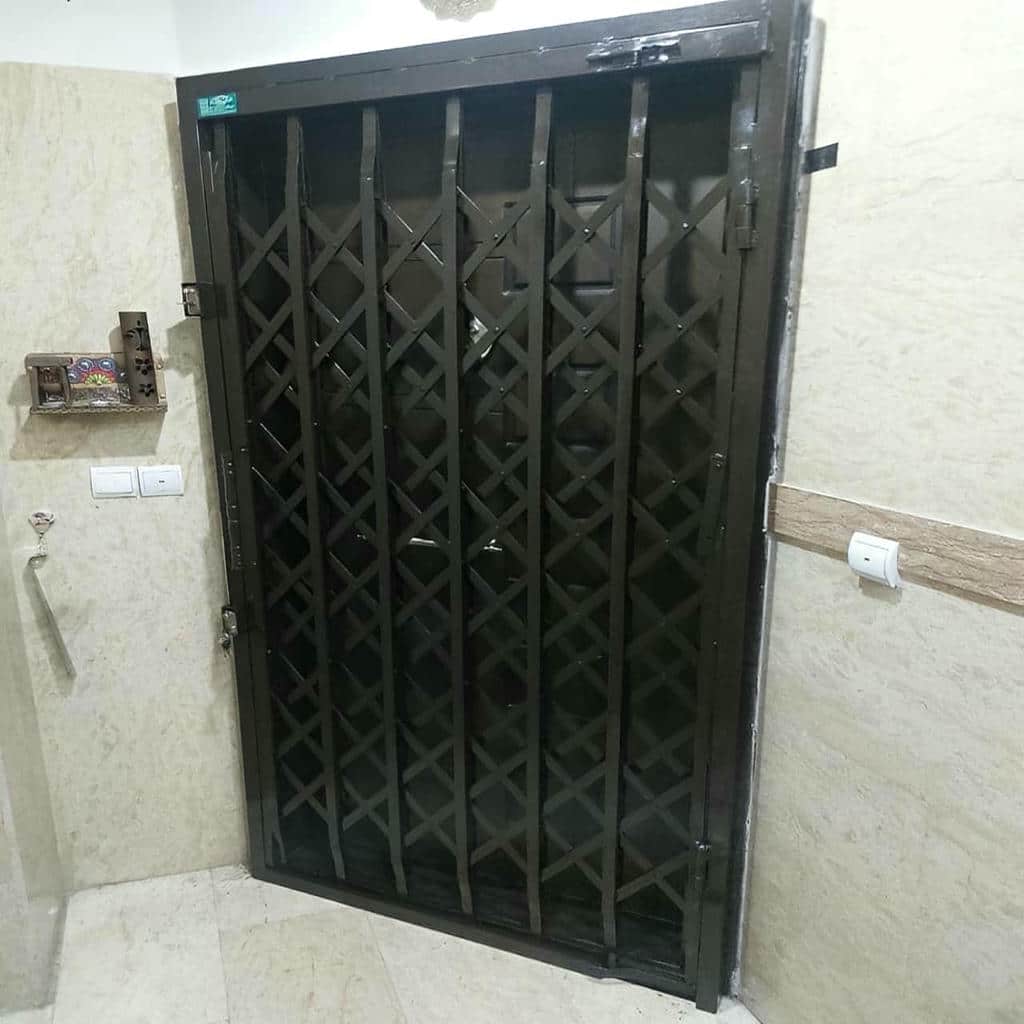 accordion-door-protection-apartment-sj تولیدکننده درب آکاردئونی