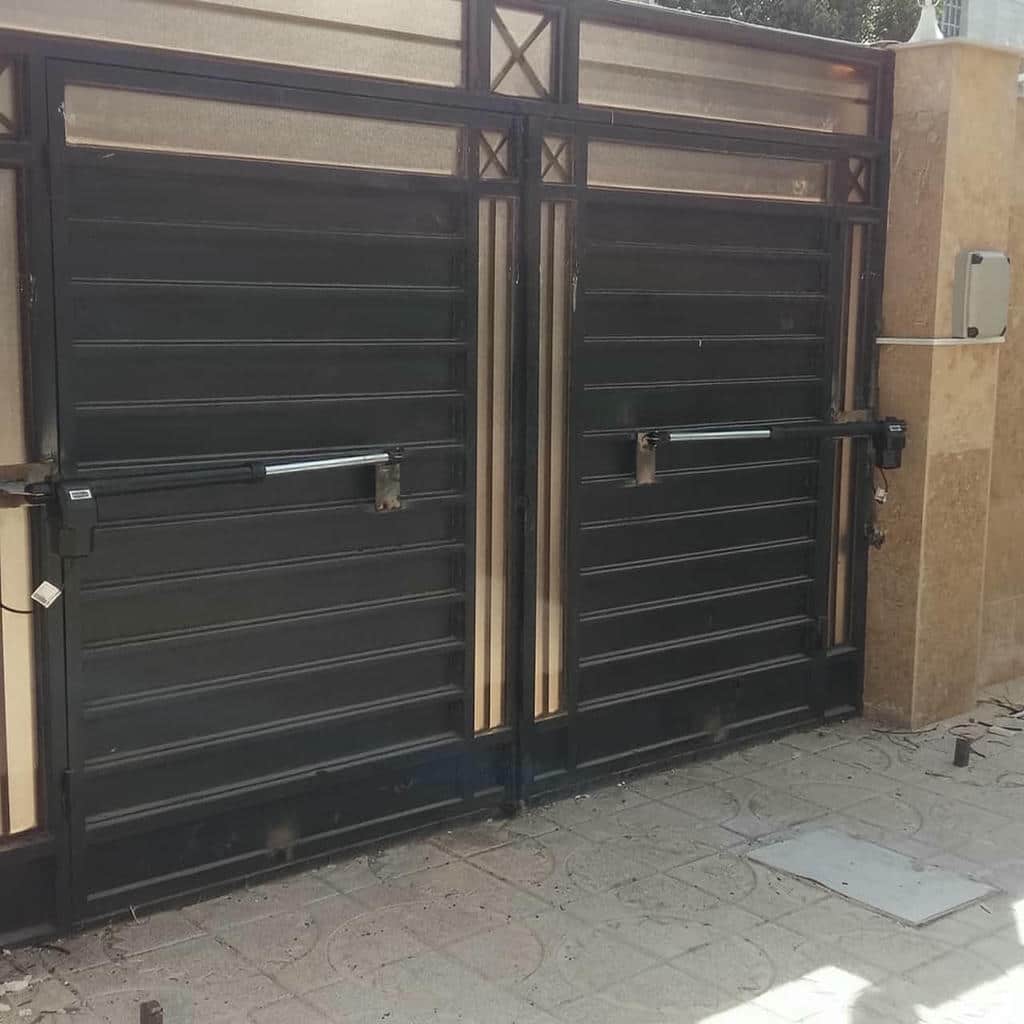 نصب جک درب پارکینگ بیرون بازشو در بجنورد