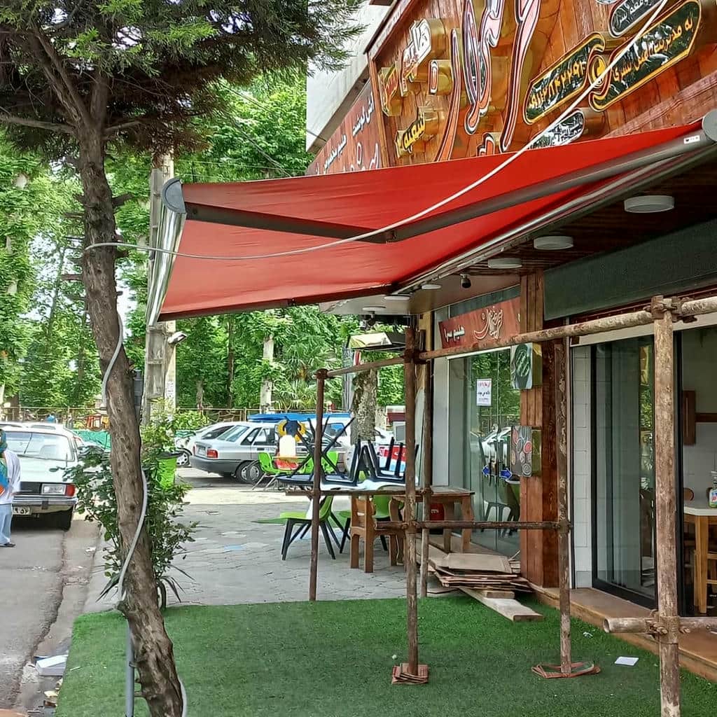 نصب سایبان برقی پارکینگ در قائمشهر