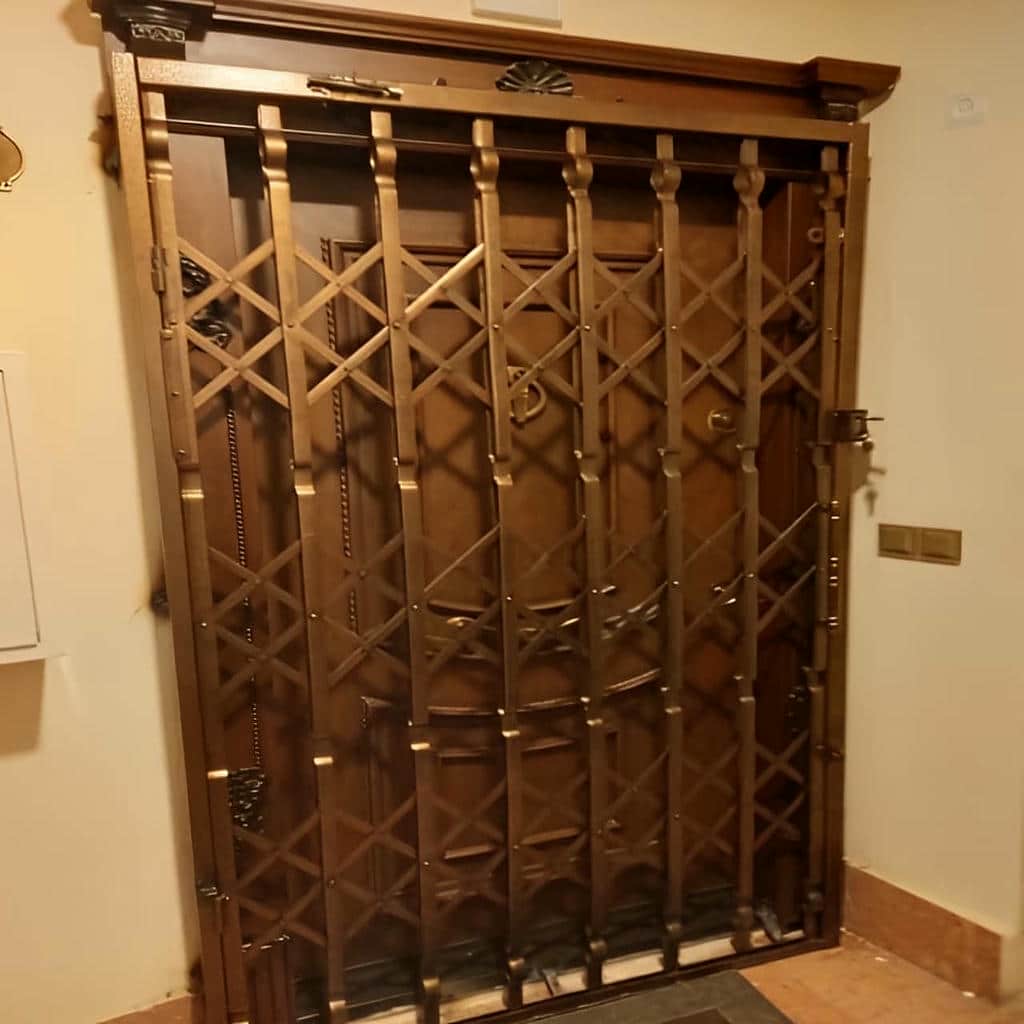 درب آکاردئونی در نسیم شهر
