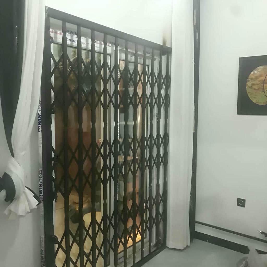 کارخانه درب آکاردئونی آهنی در فشم