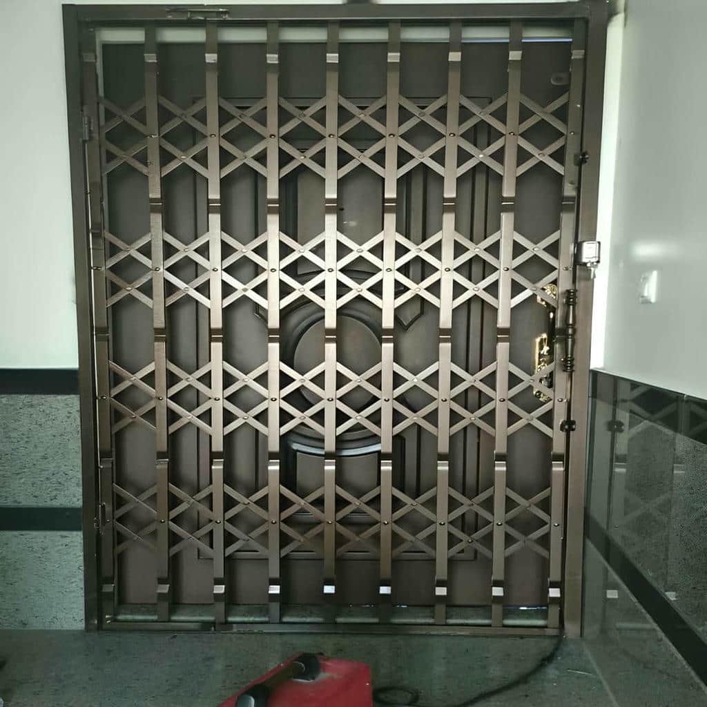 کارخانه درب آکاردئونی آهنی در دماوند