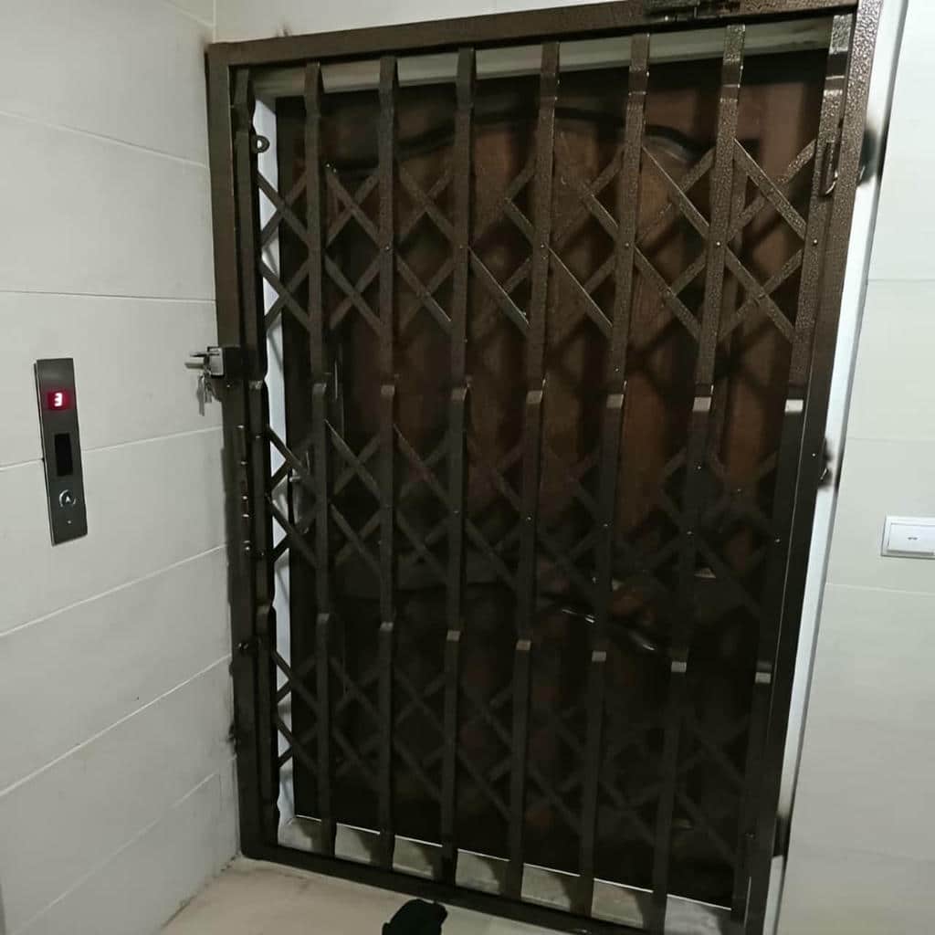 قیمت درب آکاردئونی سه گل در بومهن