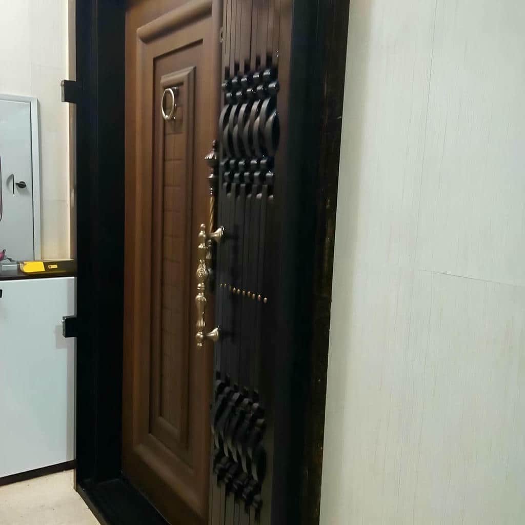 کارخانه درب آکاردئونی آهنی در چابهار