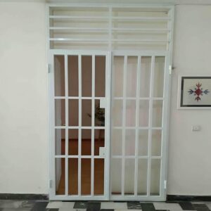 درب آکاردئونی در چابهار