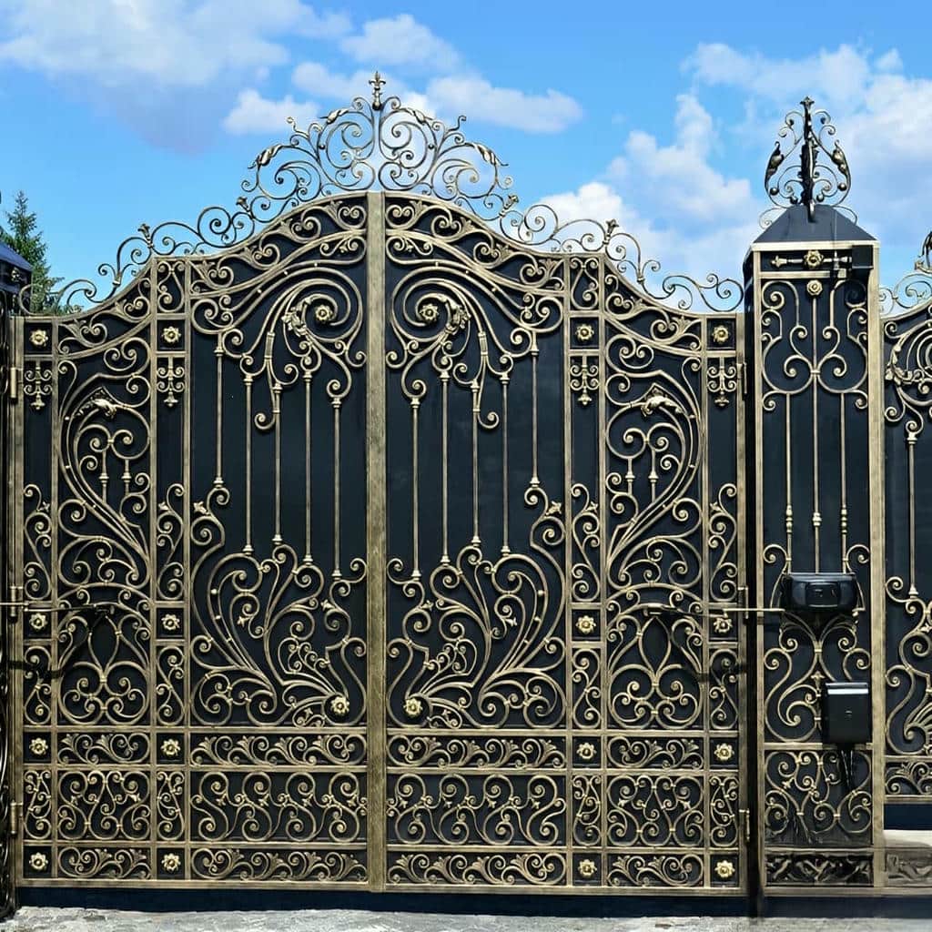 نصب درب حیاط ویلایی فلزی ریلی در زاهدان