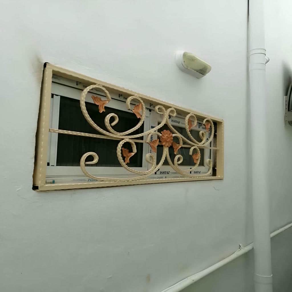 نصب حفاظ پنجره مربعی در پرند