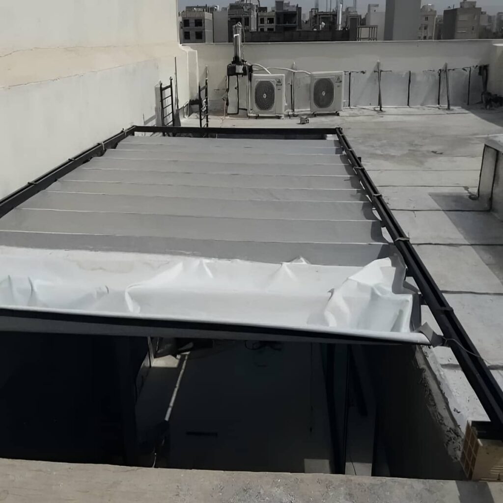 سقف متحرک آلومینیومی برای فضای نیمه باز