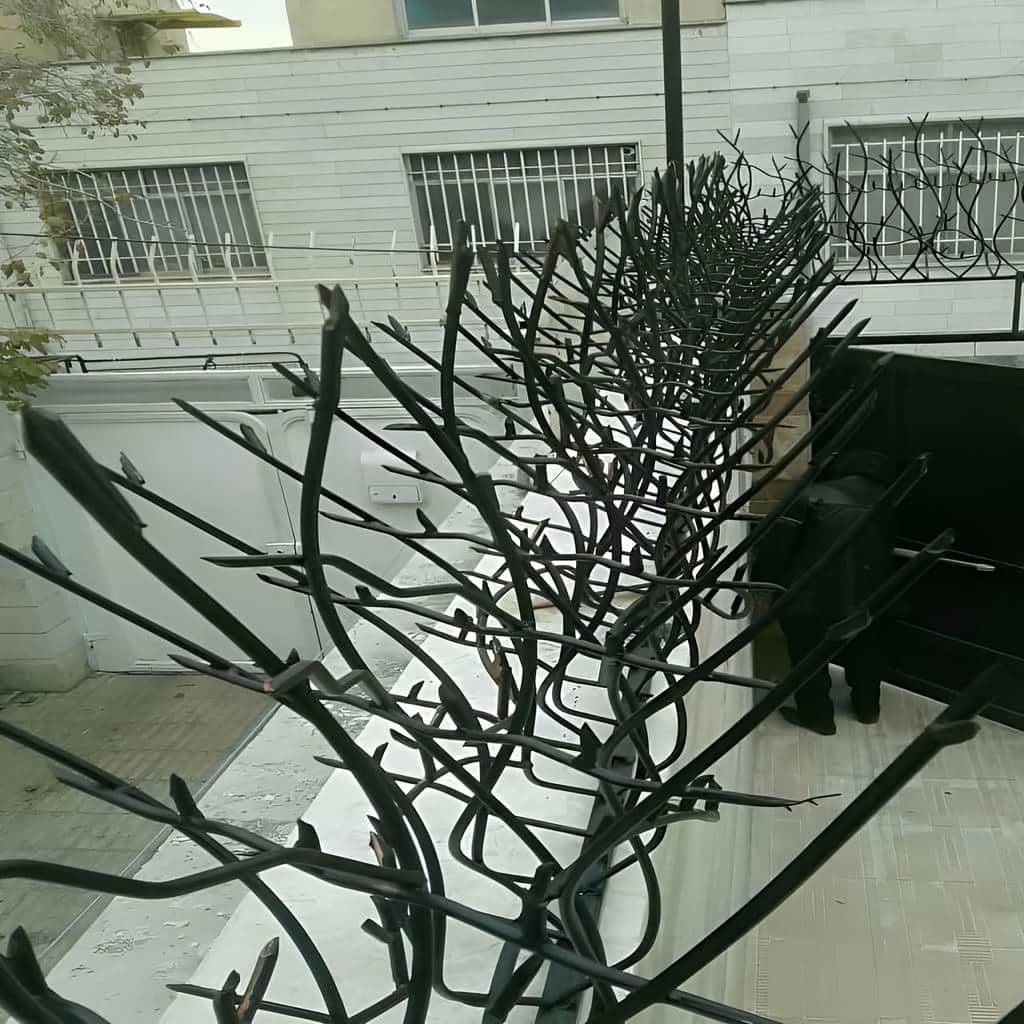 حفاظ شاخ گوزنی و بوته ای دیوار آهنی با جوشکاری تمیز