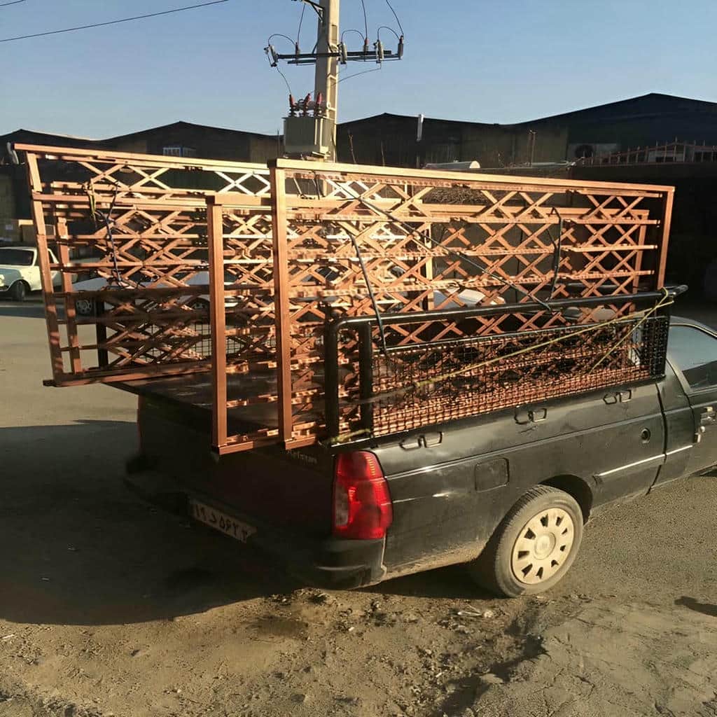 درب آکاردئونی با ضخامت مناسب فلز
