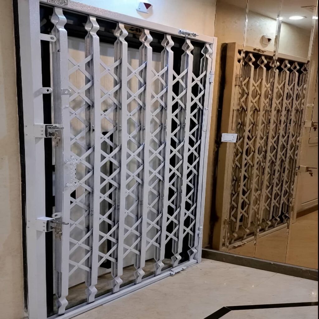 درب آکاردئونی با ریل کشویی روان