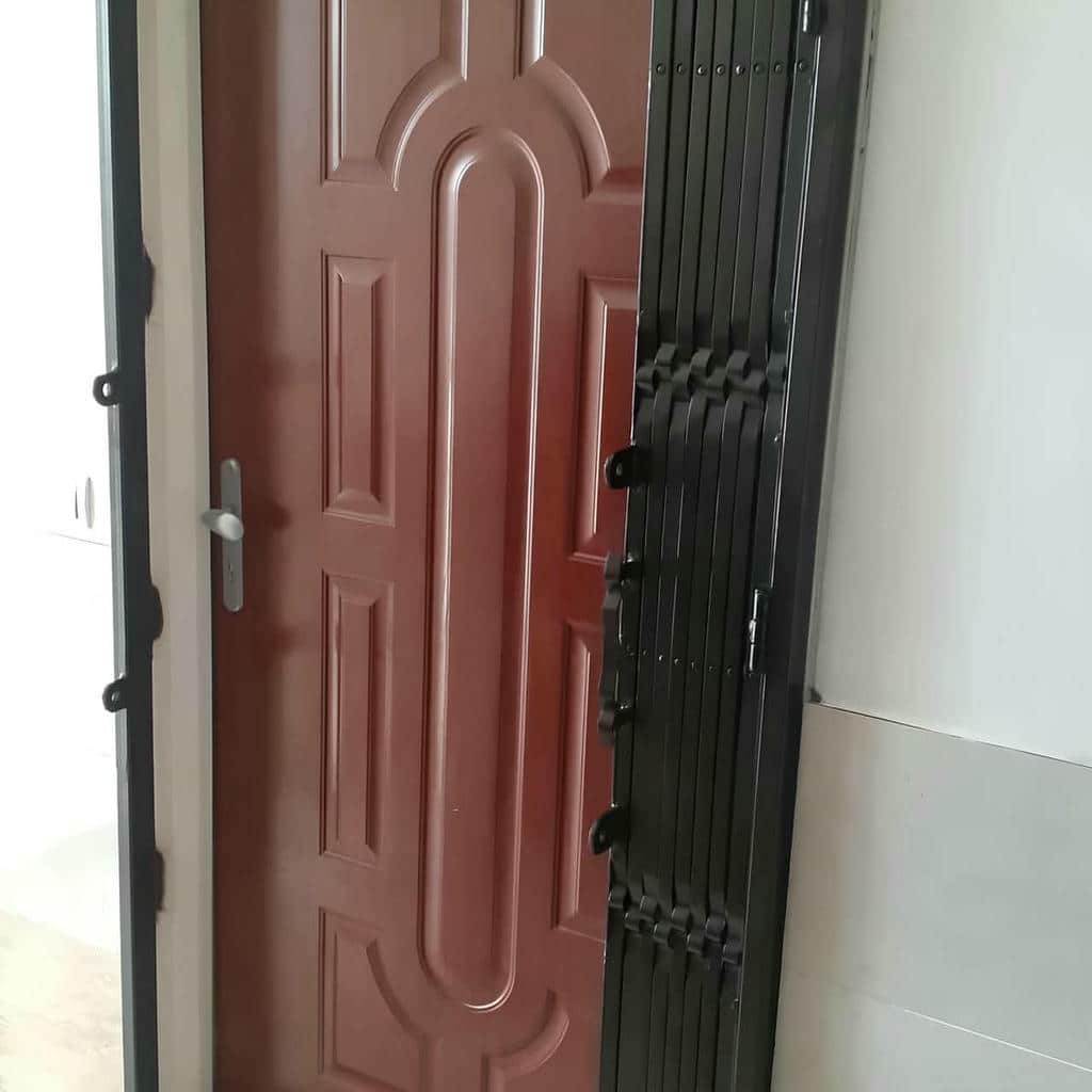حفاظ آکاردئونی با فریم محکم