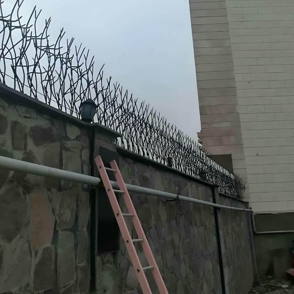 حفاظ در و دیوار با رنگ کوره ای ماندگار