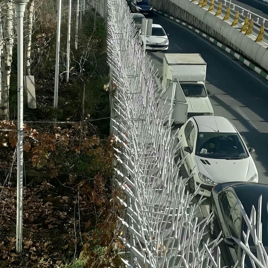 حفاظ آهنی دیوار پرتراکم با شاسی فلزی مقاوم