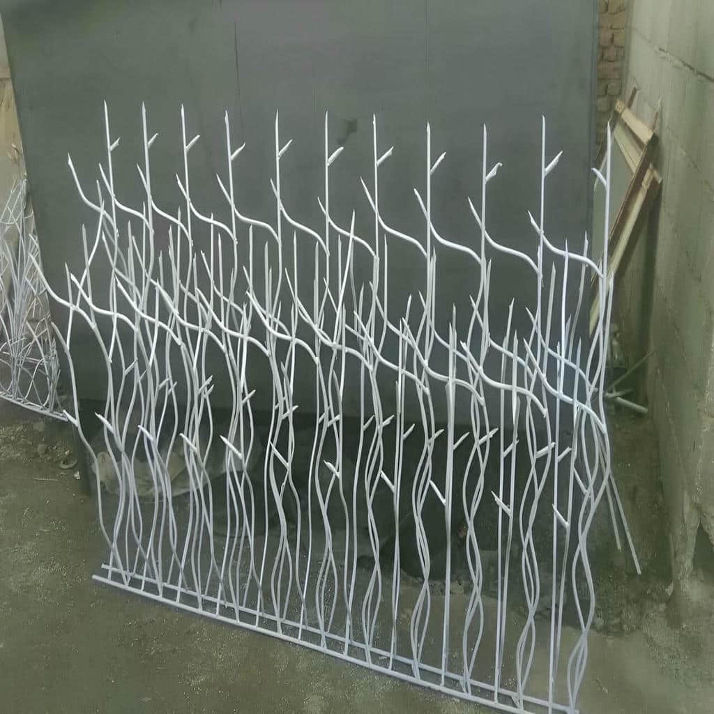 نرده حفاظ دیوار با قیمت وابسته به وزن آهن