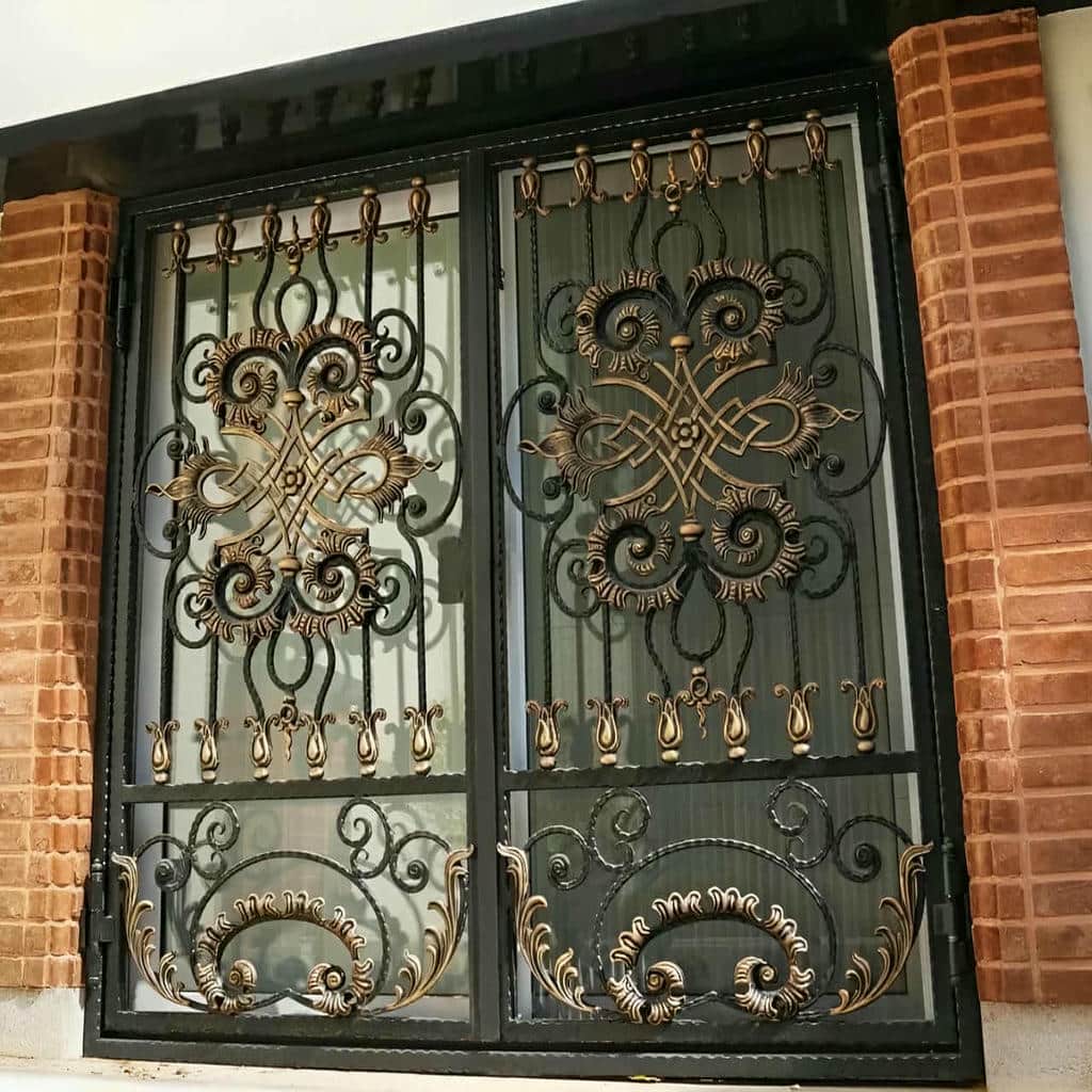 حفاظ پنجره مدرن با جوشکاری پیوسته اتصالات