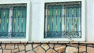 خدمات نصب حفاظ پنجره پشت ساختمان