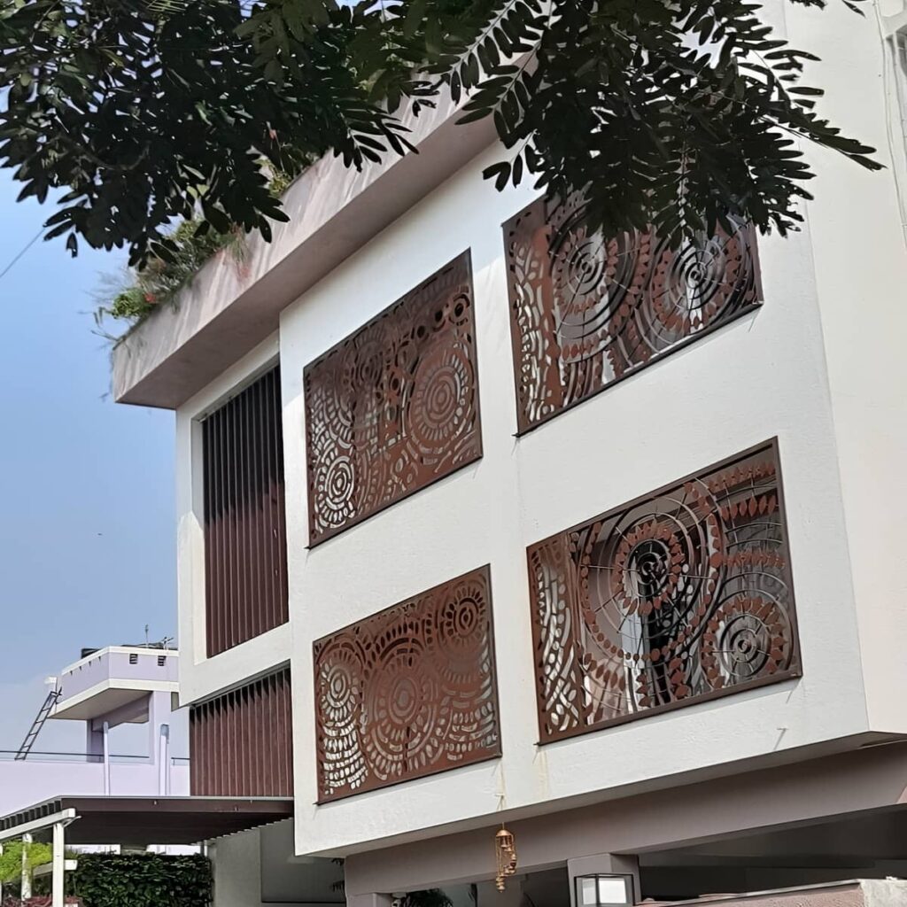 حفاظ پنجره دوجداره آهنی