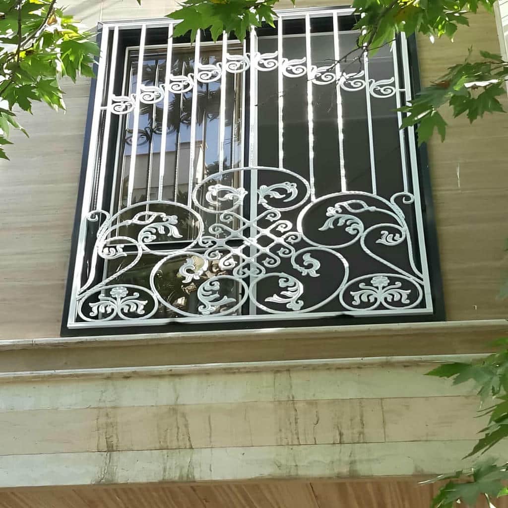 حفاظ پنجره بازشو و متحرک کاربردی