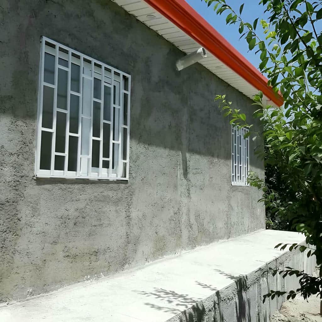 حفاظ پنجره بازشو و متحرک با قفل ایمن داخلی