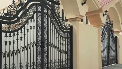 درب حیاط مشکی طلایی فرفورژه