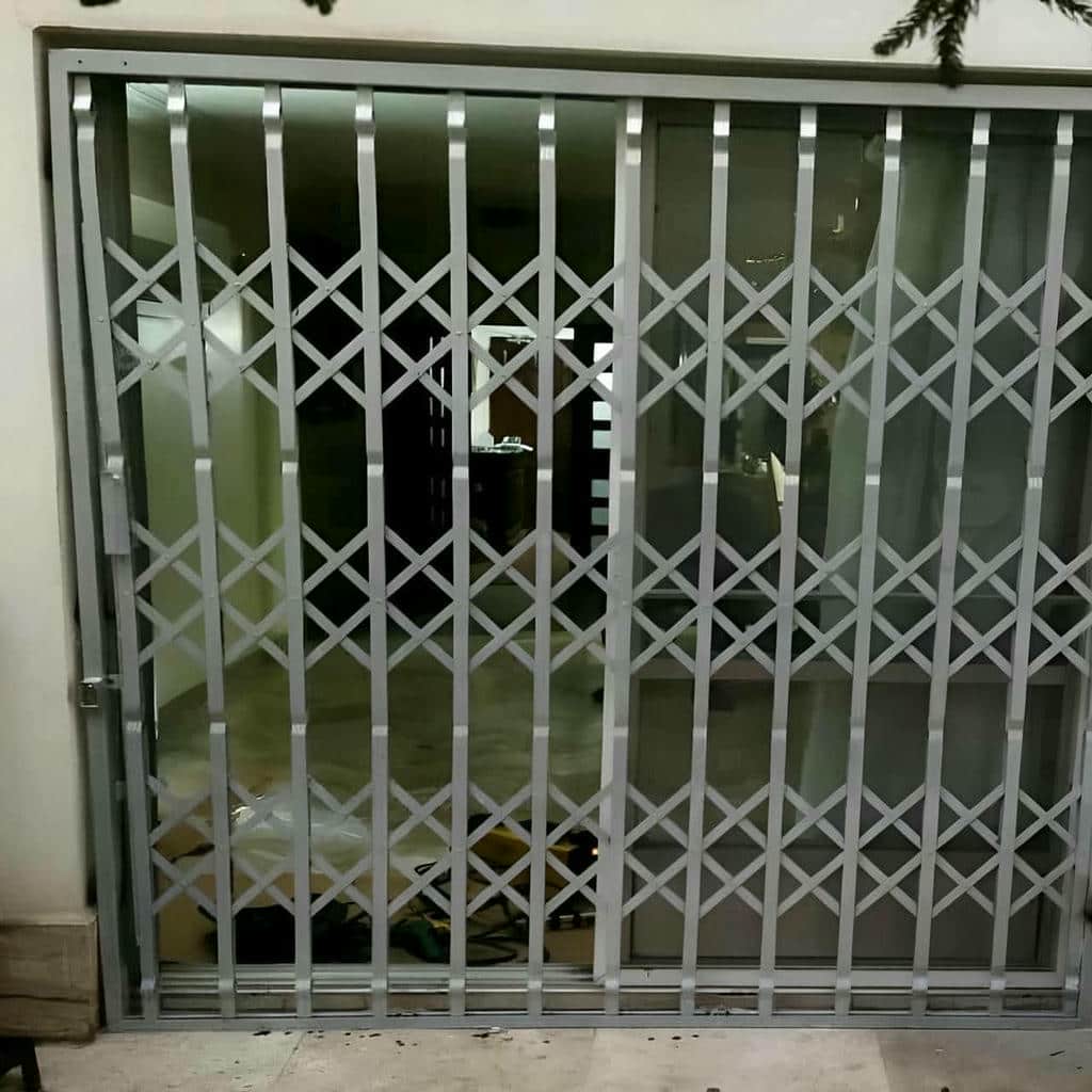 حفاظ آکاردئونی مدل کشویی با ساختار متحرک فلزی