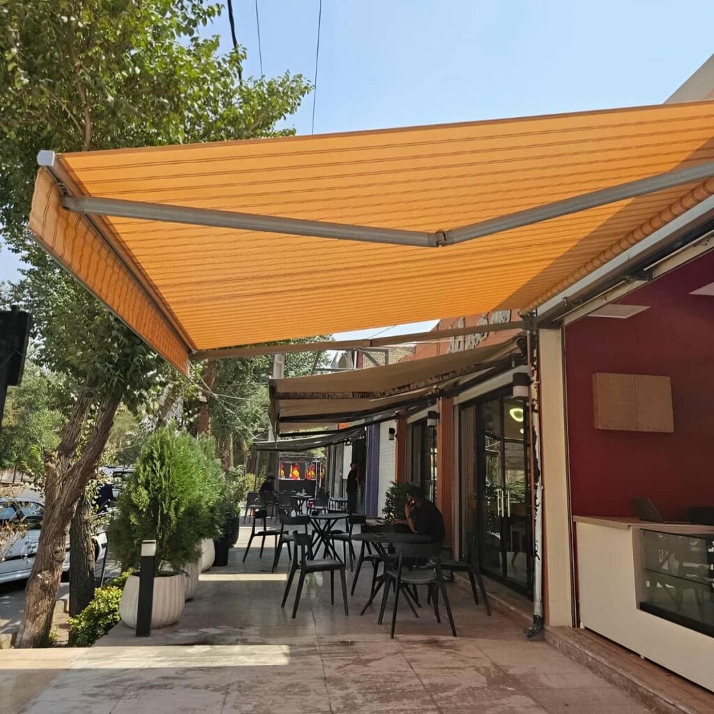 سایبان بالکن هنگام بررسی شرایط نصب