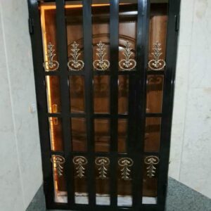 حفاظ کرکره ای فلزی با پوشش رنگی هماهنگ با نمای ساختمان