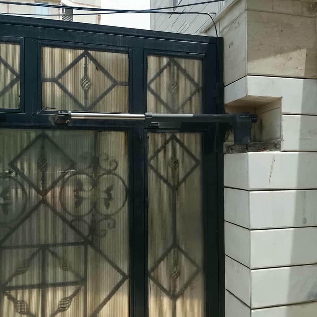 جک ریموت دار با بسته بندی مناسب حمل تجهیزات