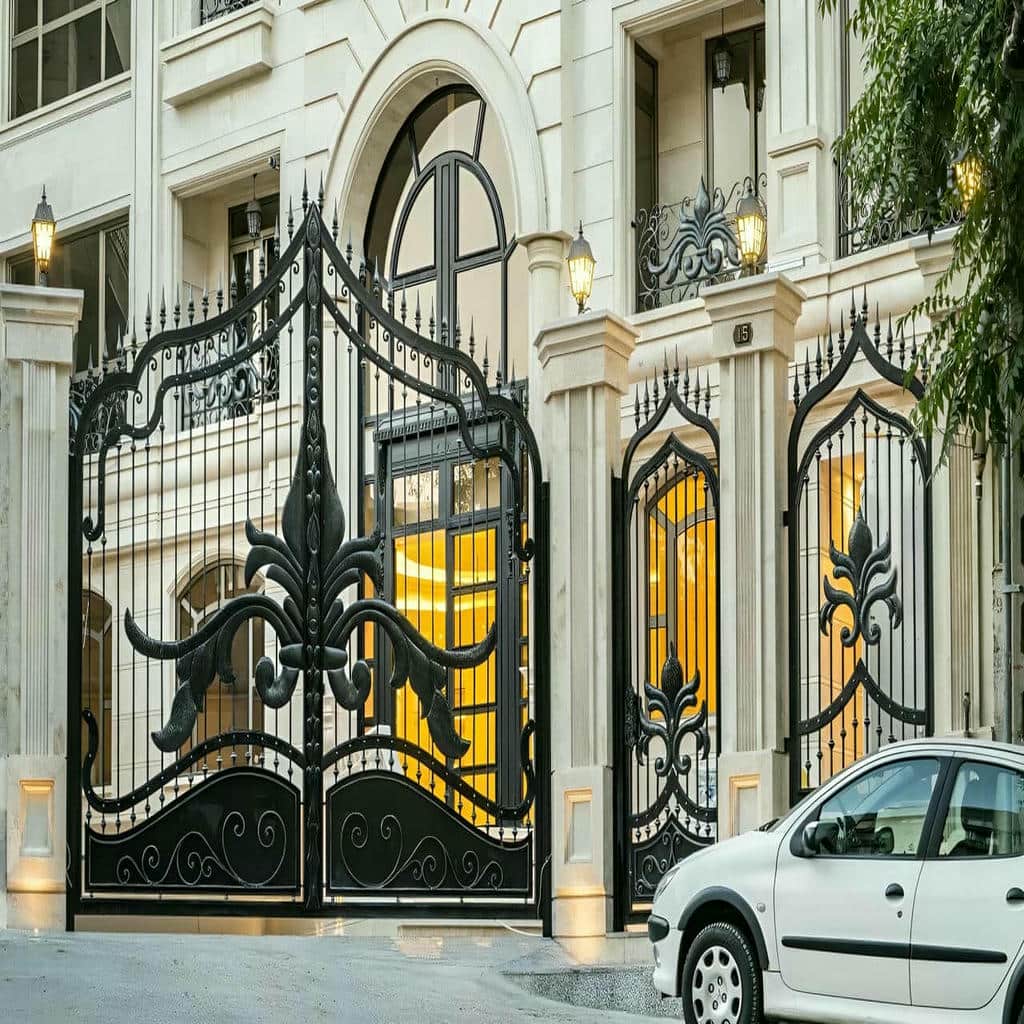درب ساختمان با لنگه مناسب دهانه محدود