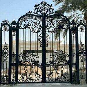 درب باغی با چهارچوب فلزی مقاوم