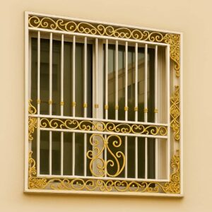حفاظ پنجره آهنی ساده با طرح کلاسیک